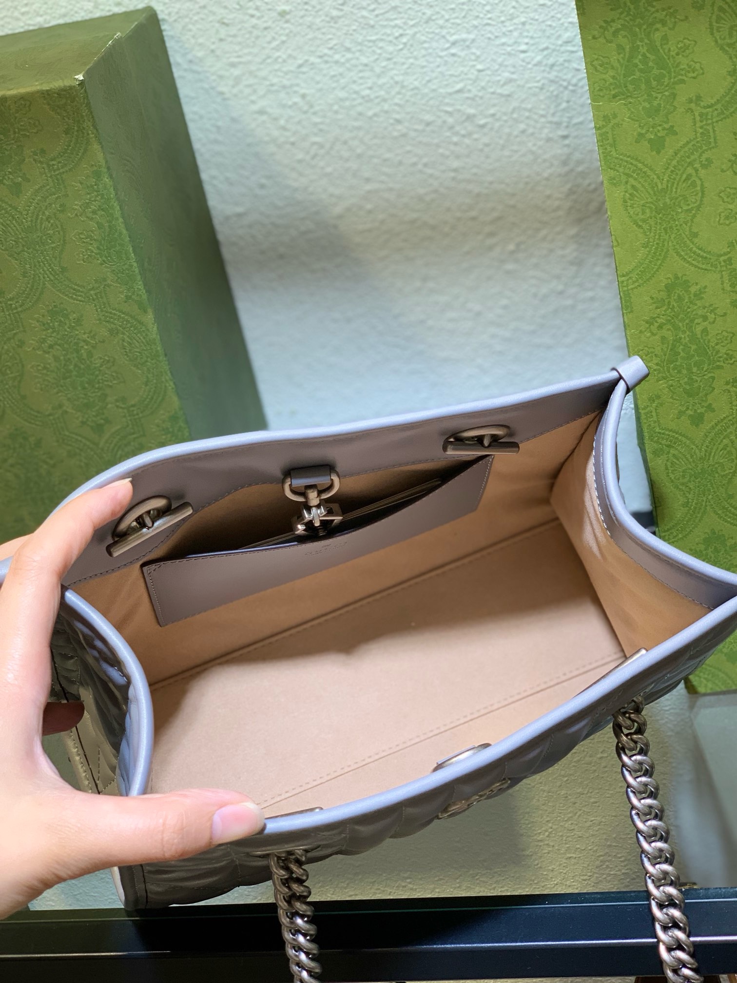 Gucci Quilted Grey Shoulder Bag: Stunning Premium 2024 Style