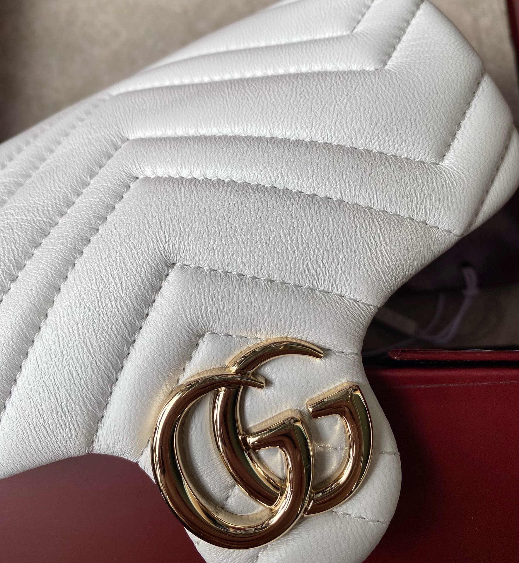 Gucci White Marmont Mini Bag: Premium 2024 Shoulder Style