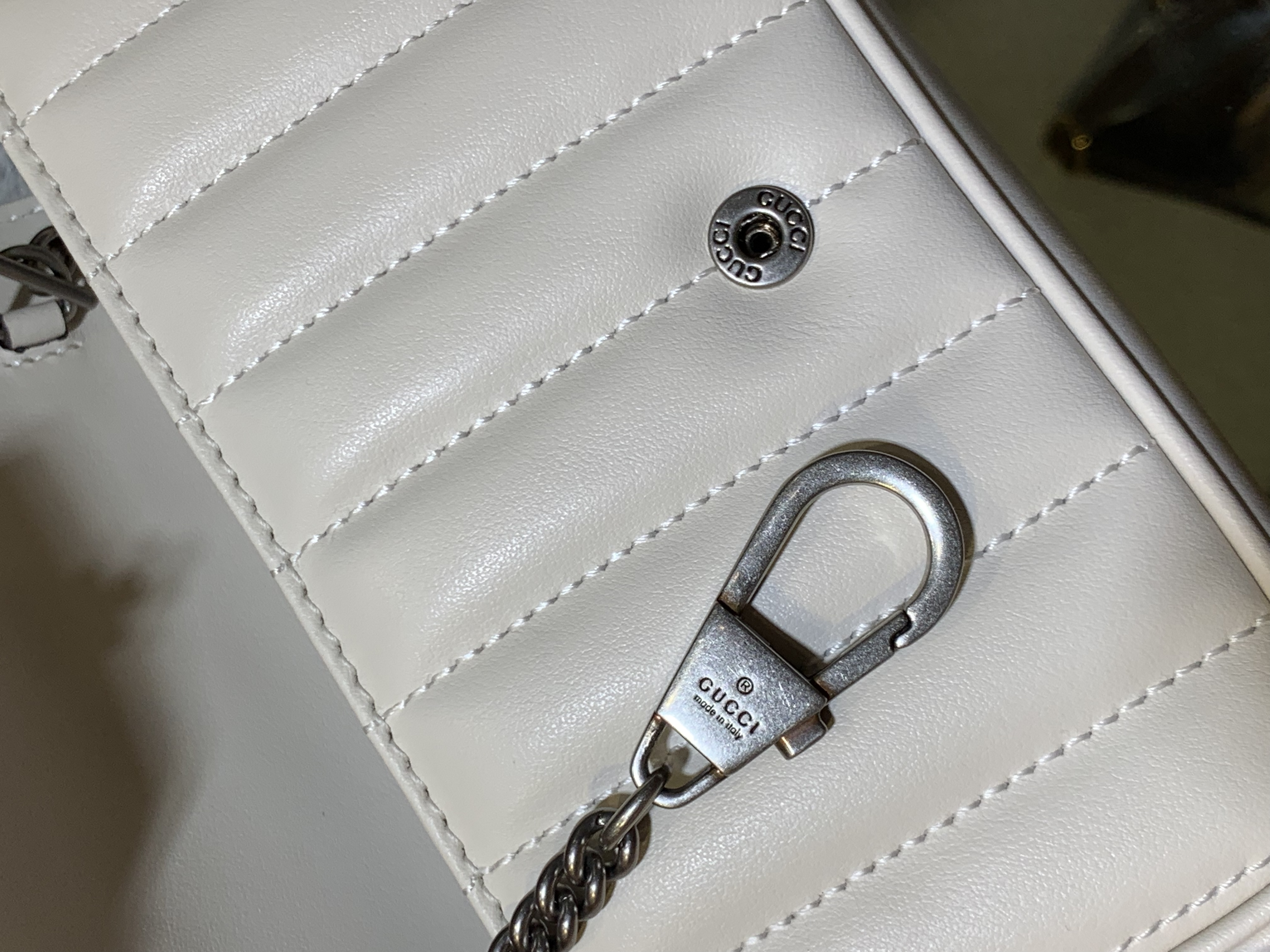 Gucci GG Marmont White Mini Bag: Premium Quilted Style for 2024