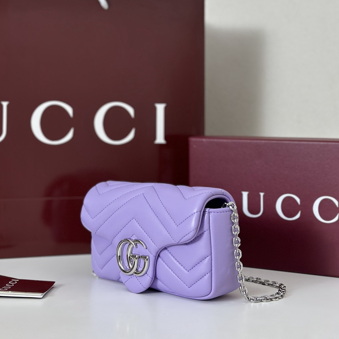 Gucci GG Marmont small shoulder bag in lilac leather | GUCCI