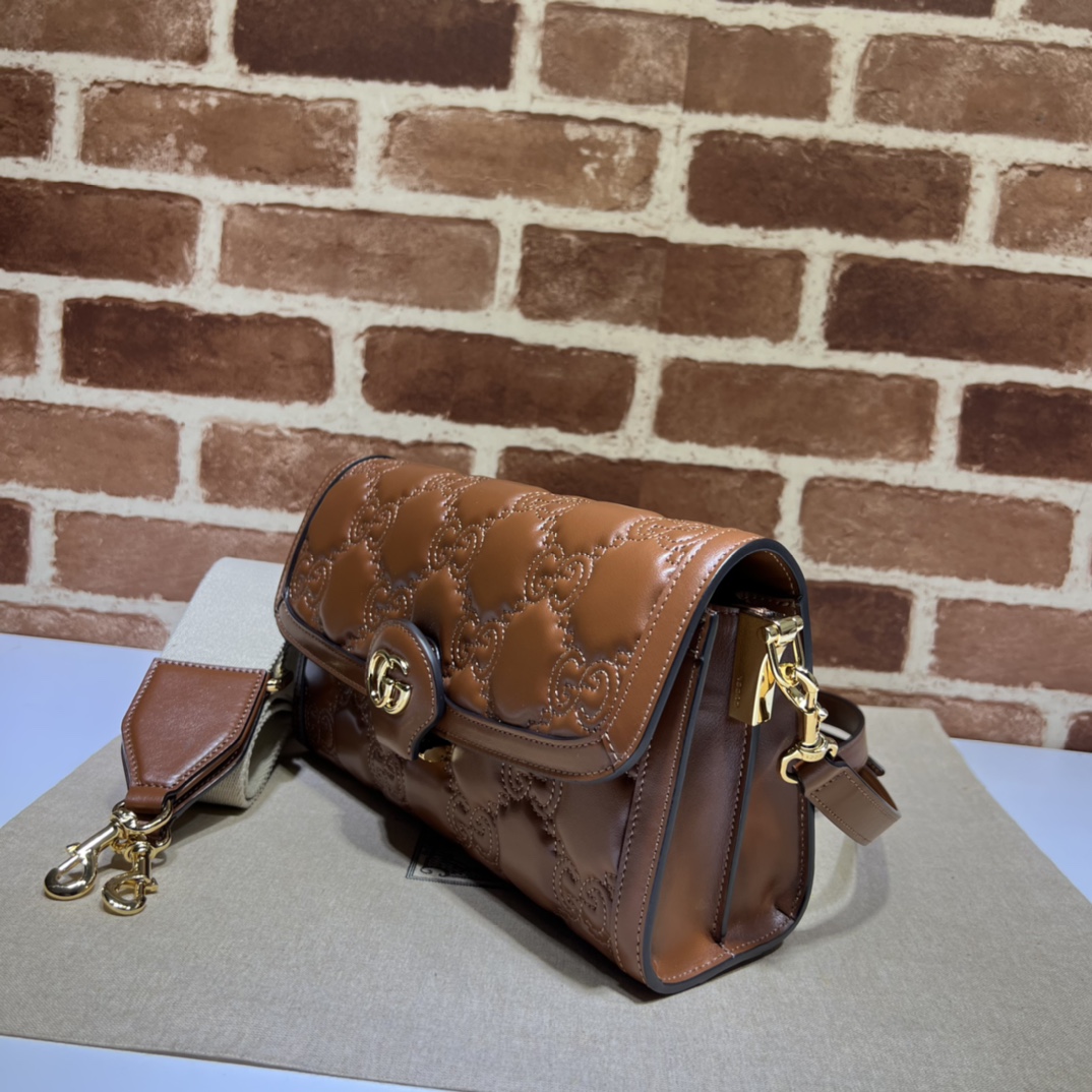 Gucci  GG Matelassé small bag in light brown leather