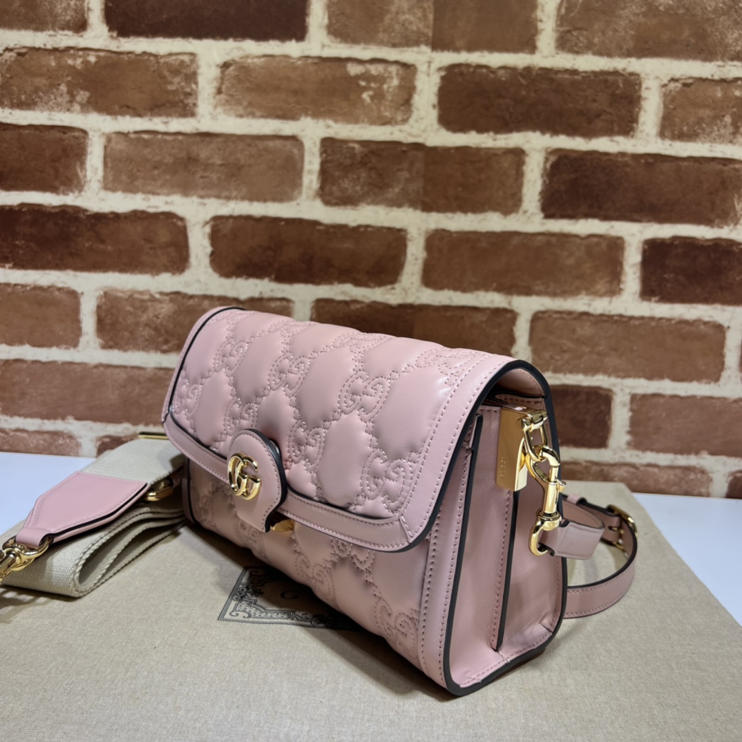 Gucci GG Matelasse Bag Small Quilted pink in Leather with
