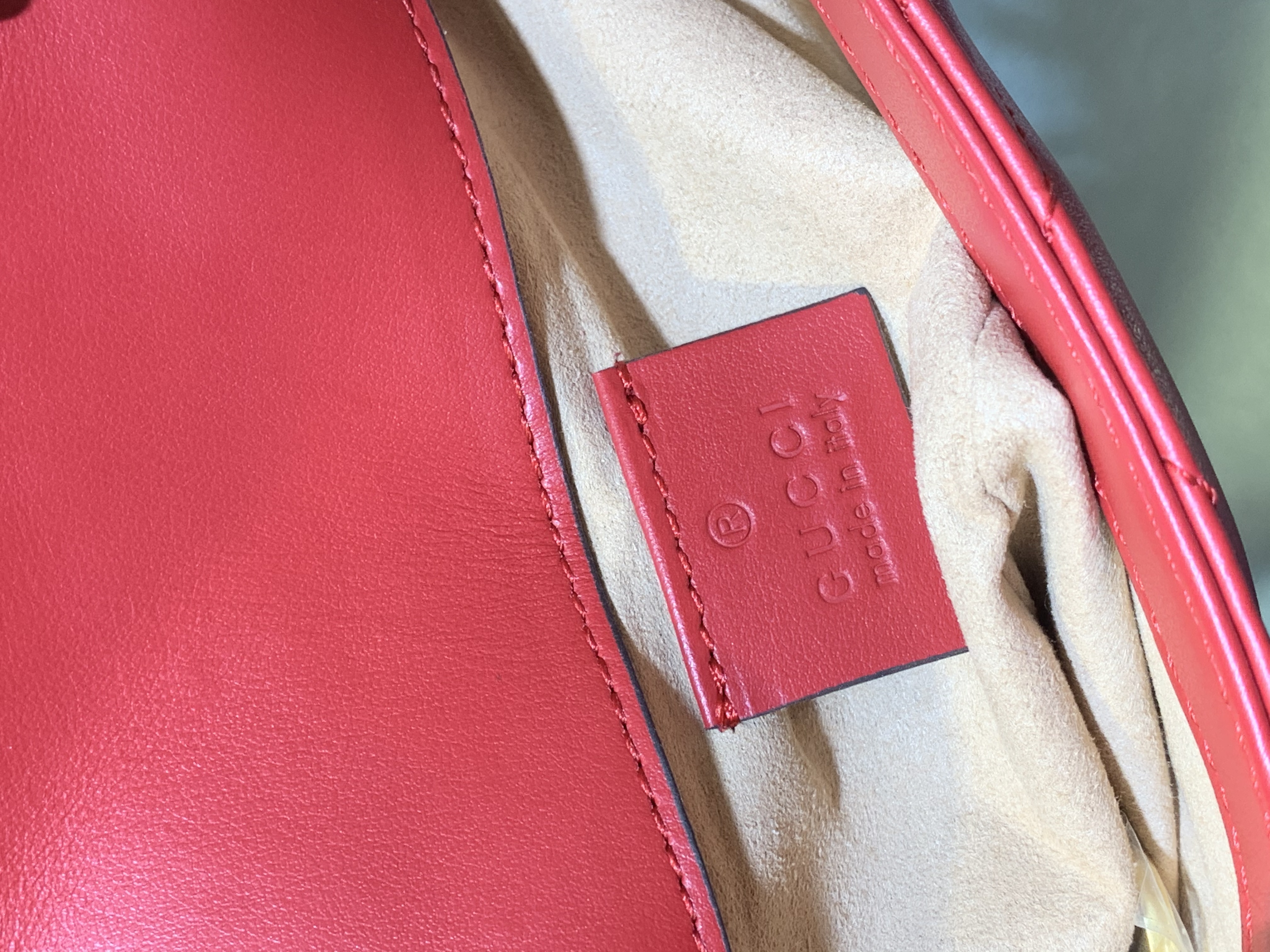 Gucci Red GG Marmont Mini Bag: Premium 2024 Crossbody Essential