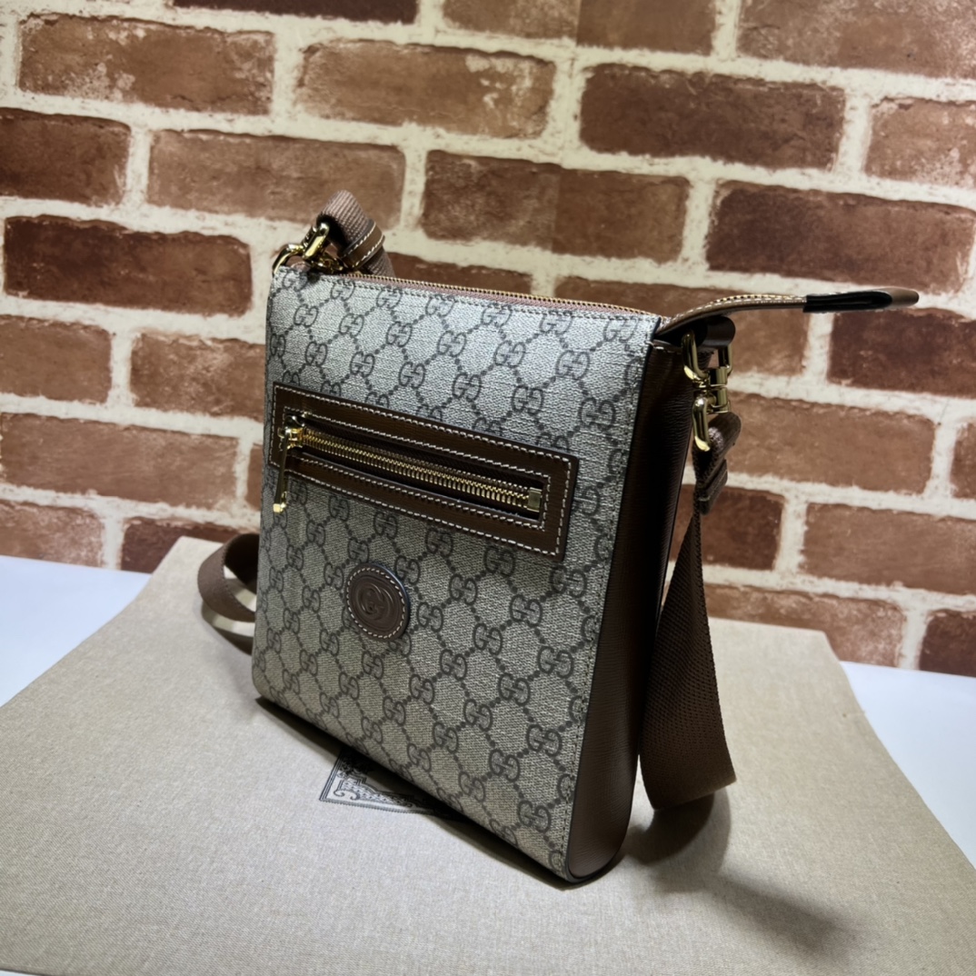 Gucci GG Supreme Messenger Crossbody