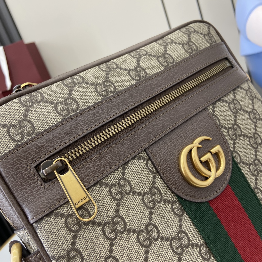 GUCCI GG Supreme Monogram Web Medium Ophidia