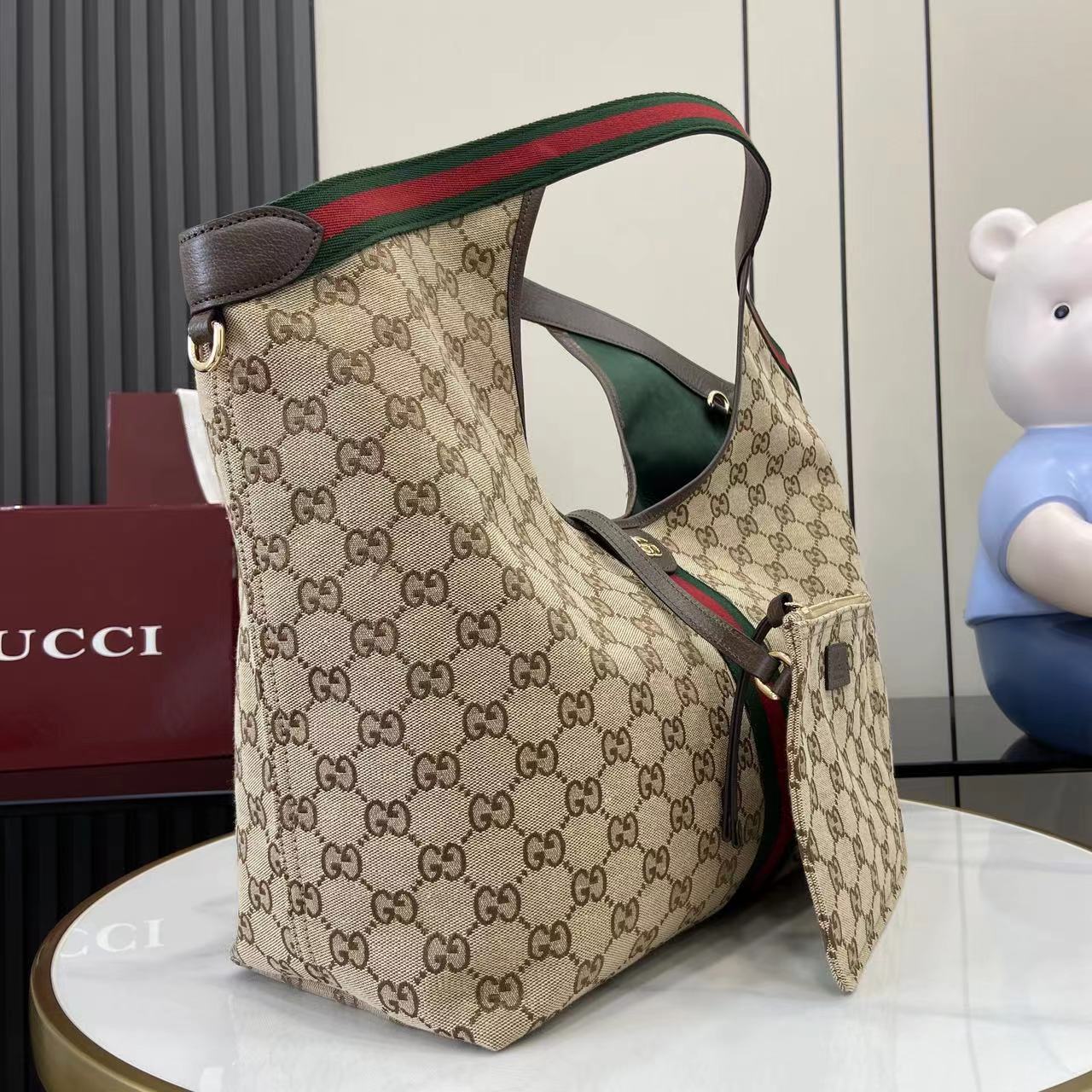 Gucci Giglio large tote bag in beige and brown GG canvas