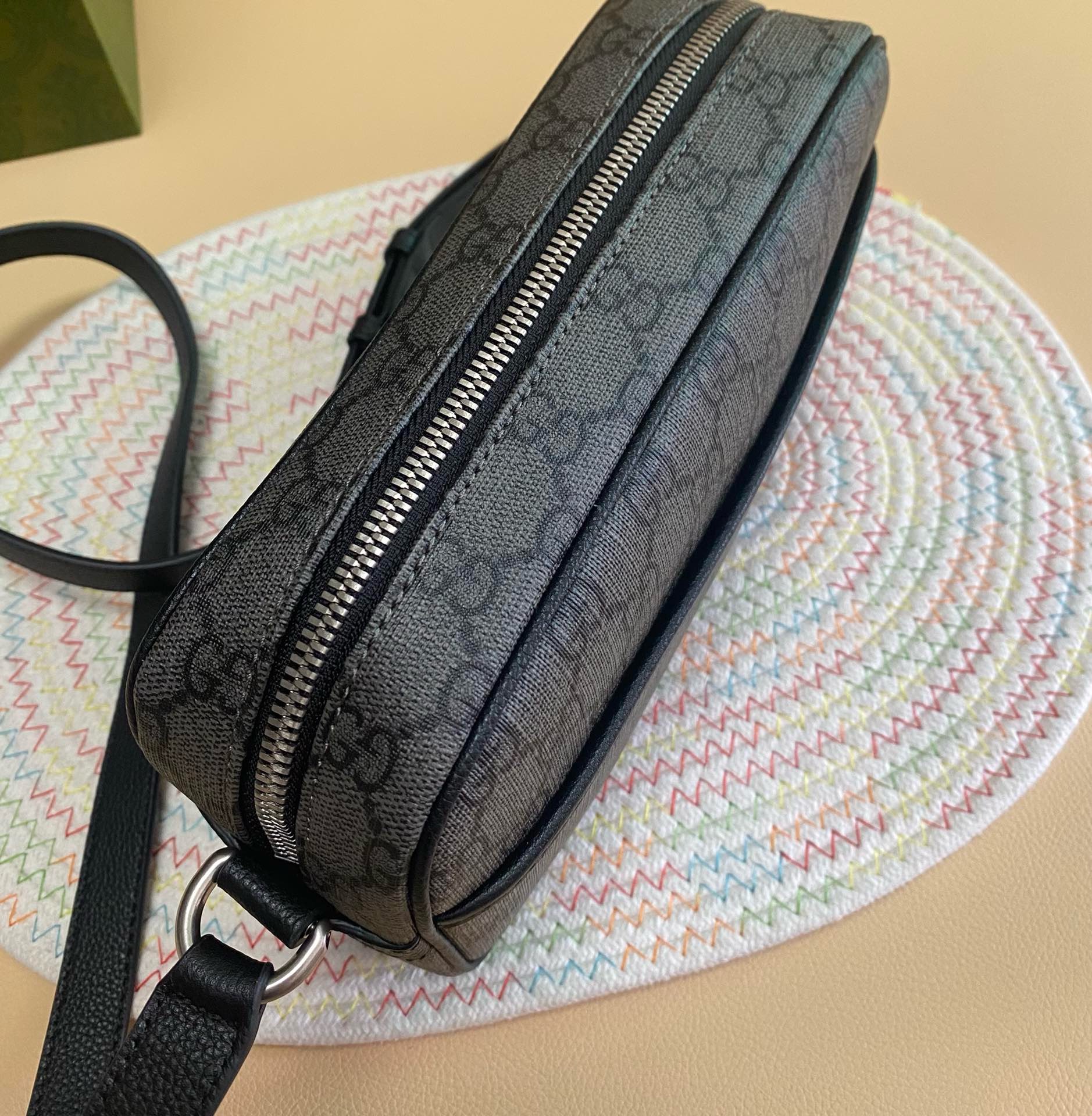 Gucci Grey GG Supreme Crossbody: Stunning 2024 Luxury Bag