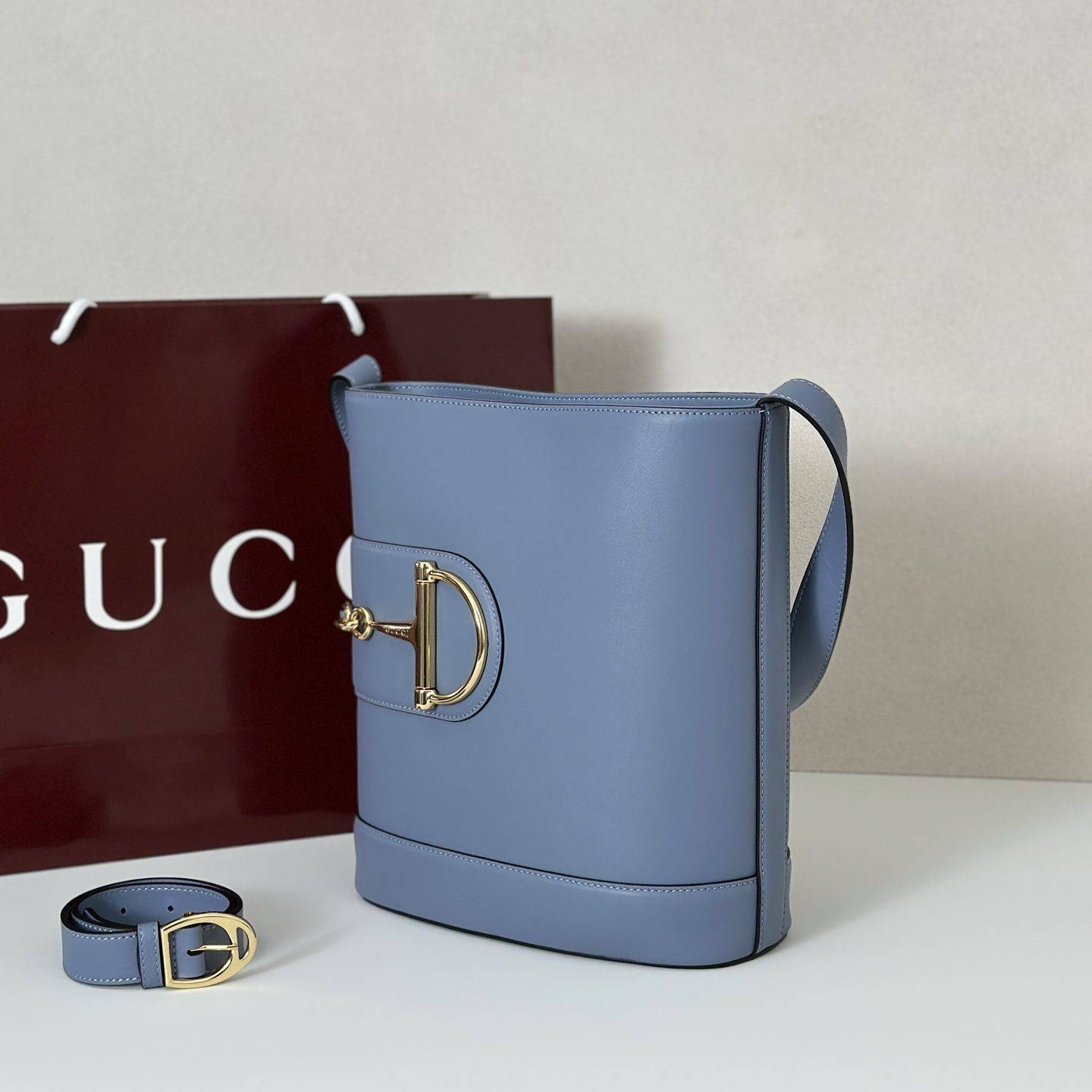 Gucci Gucci 73 small bucket bag in brown suede | GUCCI® SE