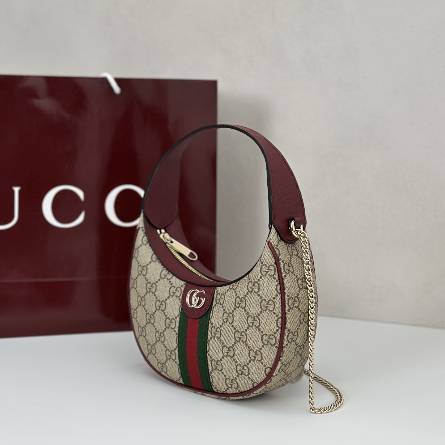 Gucci Gucci Logo women's GG Monogram products | GUCCI