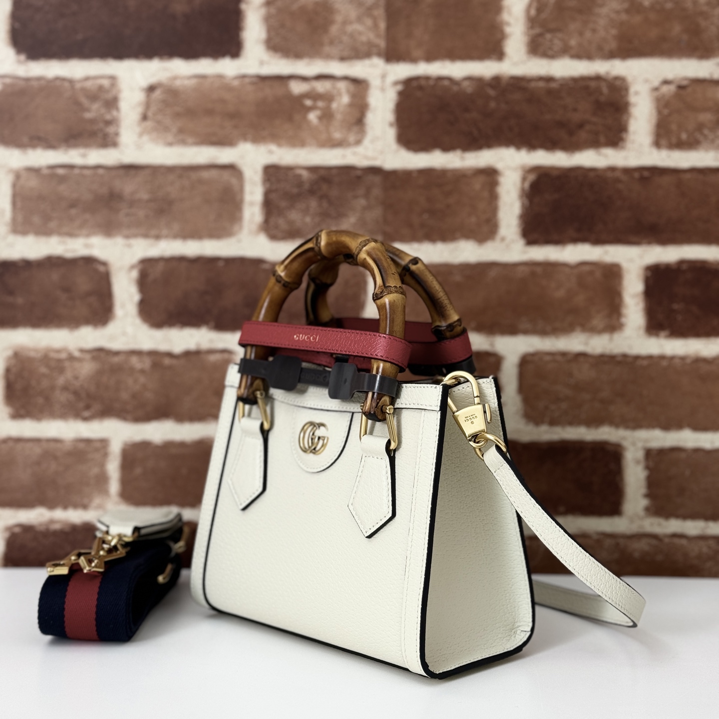 Gucci Handbag Bamboo Diana 702732 White Leather