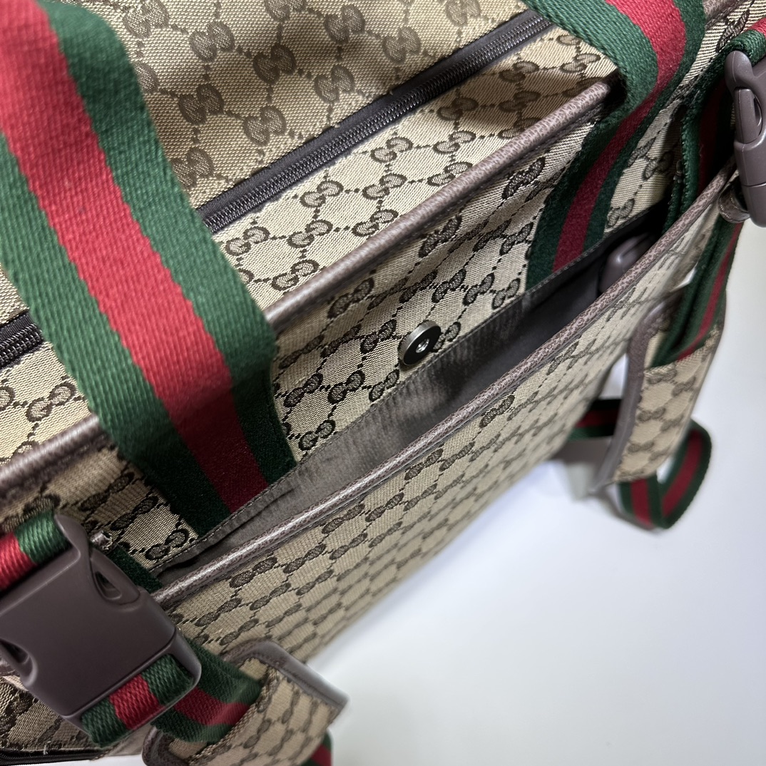 gucci Large changing bag in beige and dark brown GG canvas