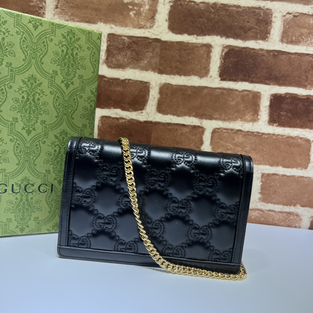 Gucci Matelassé Collection | Handbags & Accessories