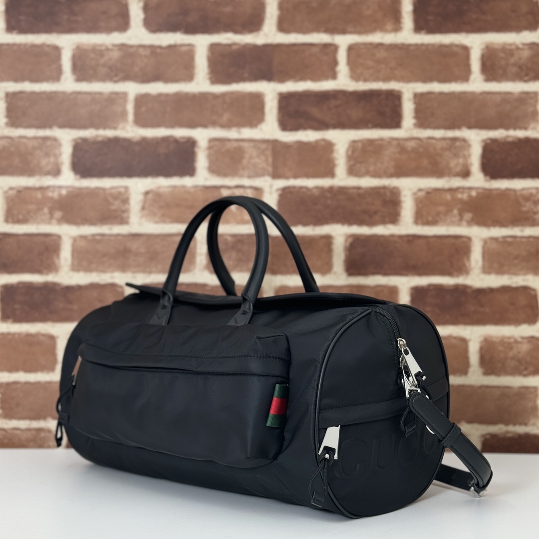Gucci Medium Nylon Duffel Bag in Black for Men