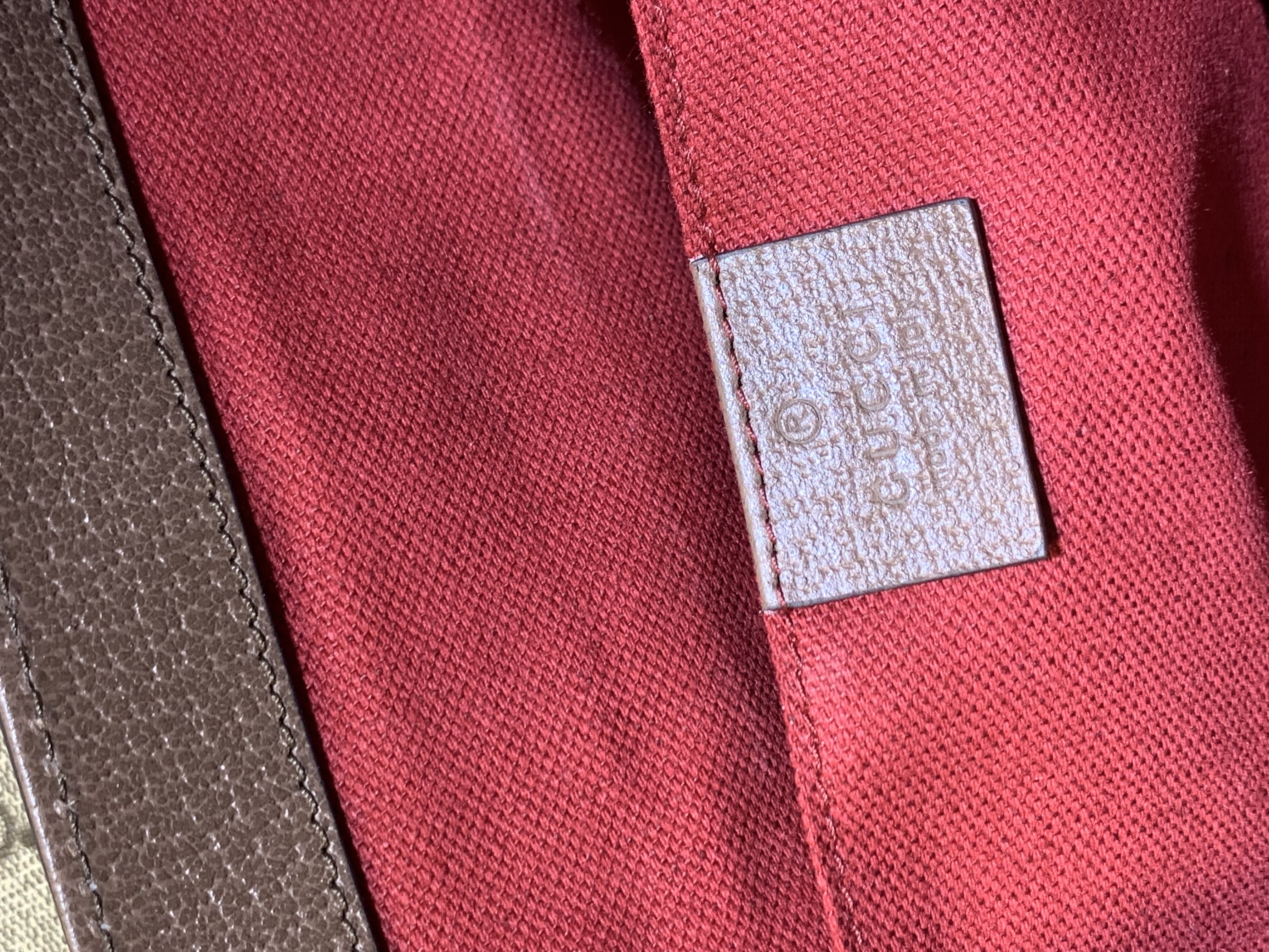 Gucci Men's Crossbody Bag Price Recommendation - June 2025