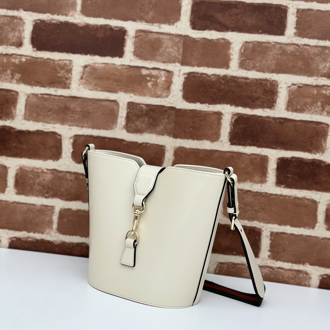 GUCCI Mini bucket shoulder bag white