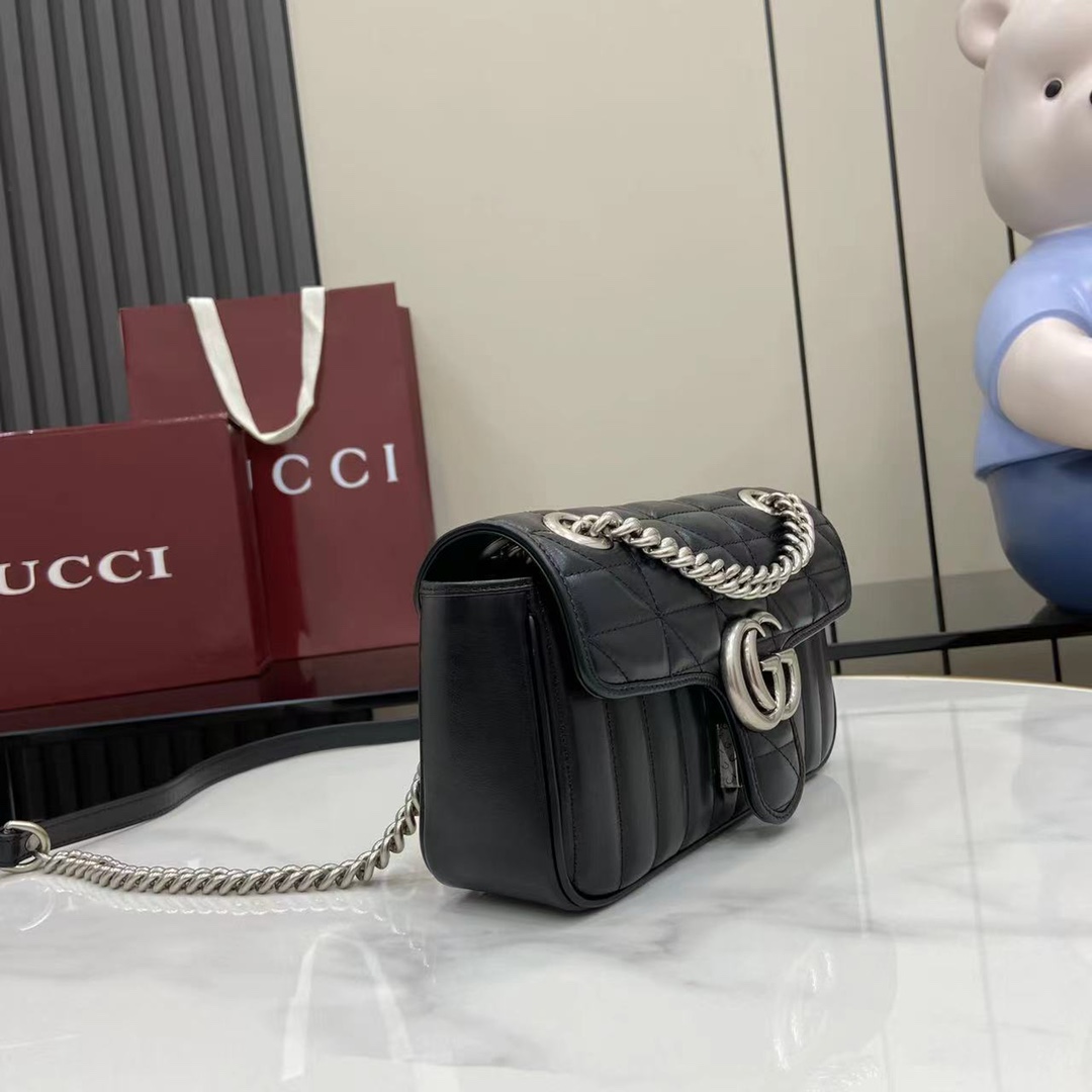 Gucci Mini GG Marmont Shoulder Bag | Black
