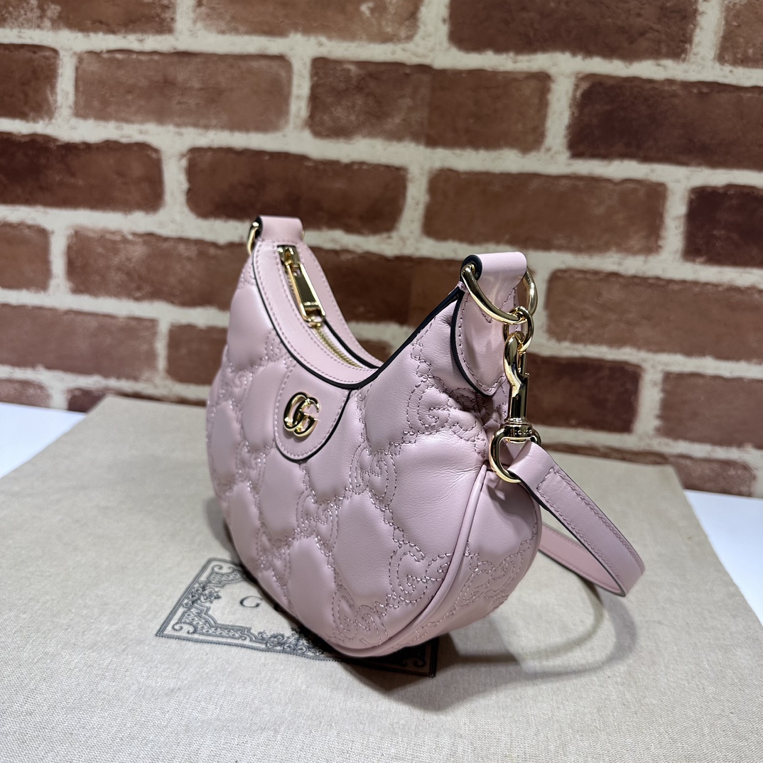 Gucci Mini GG Matelassé Shoulder Bag | Pink
