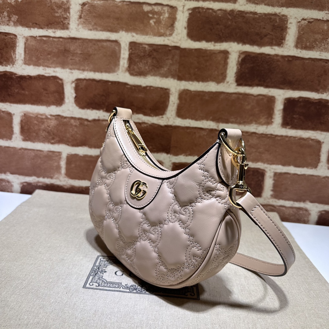 Gucci Mini GG Matelassé Shoulder Bag | Pink
