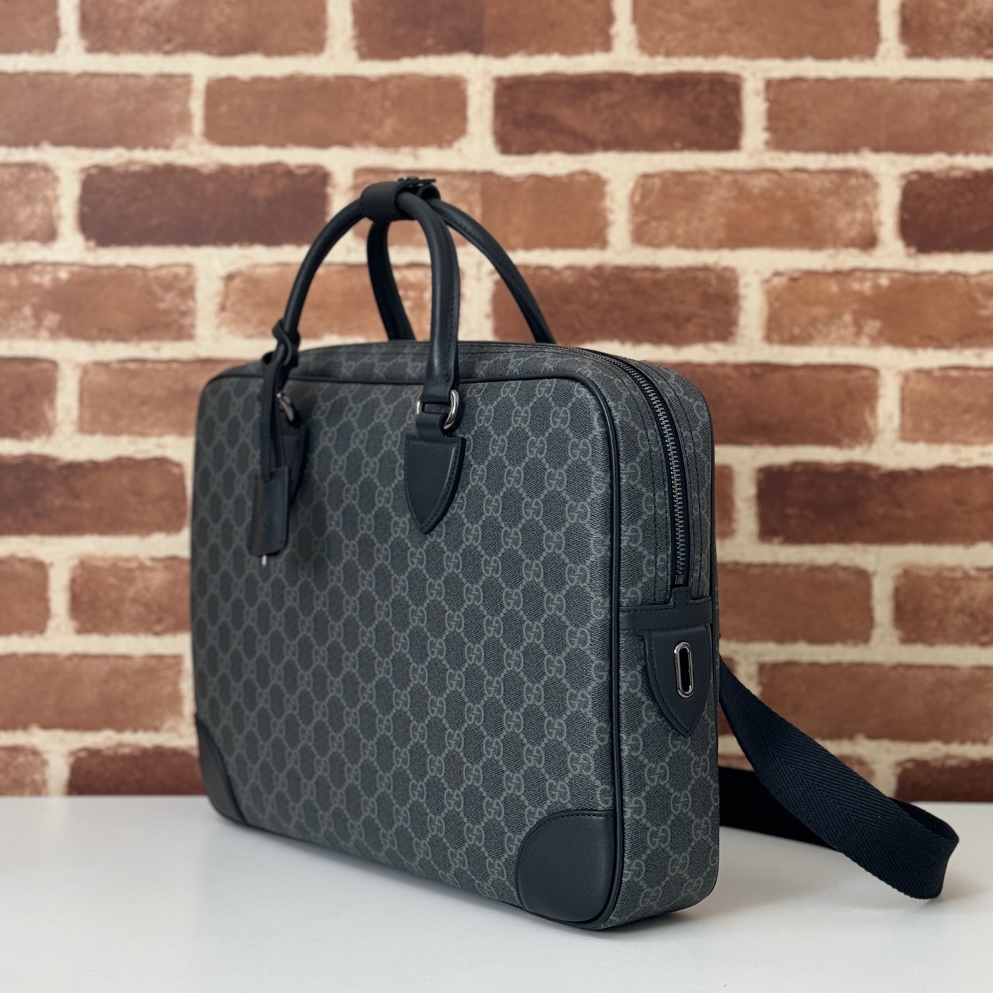 Gucci Ophidia medium briefcase in dark grey and black GG