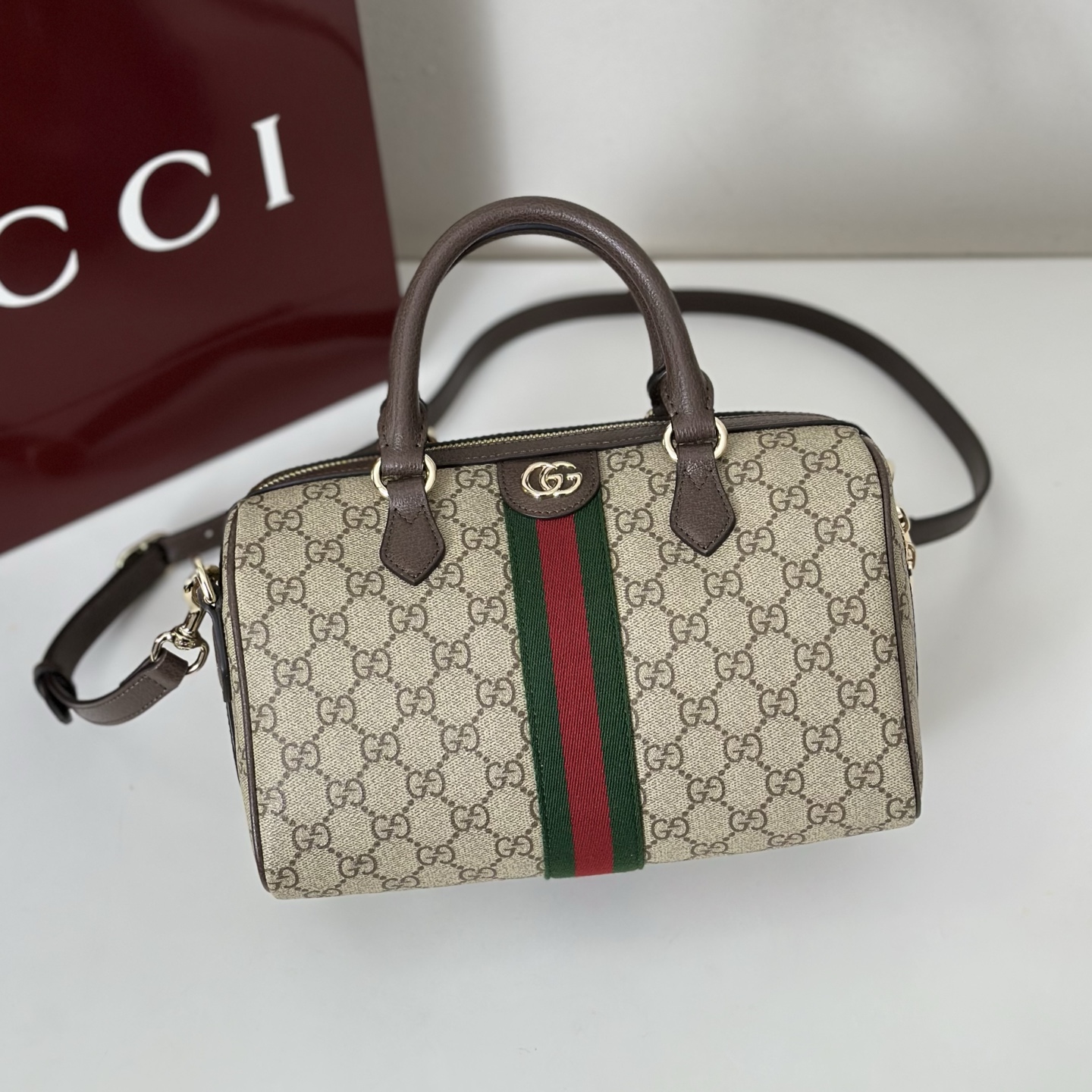 Gucci Ophidia small slingbag in Beige GG Canvas | GUCCI
