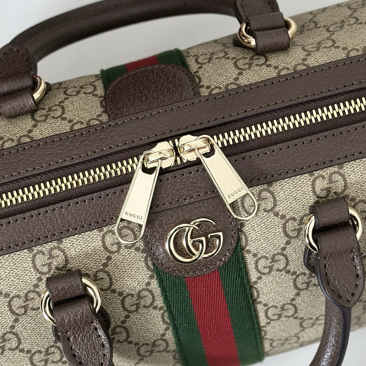 Gucci Ophidia small slingbag in Beige GG Canvas | GUCCI