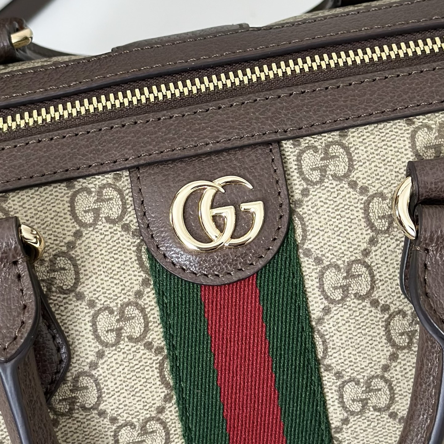 Gucci Ophidia small slingbag in Beige GG Canvas | GUCCI