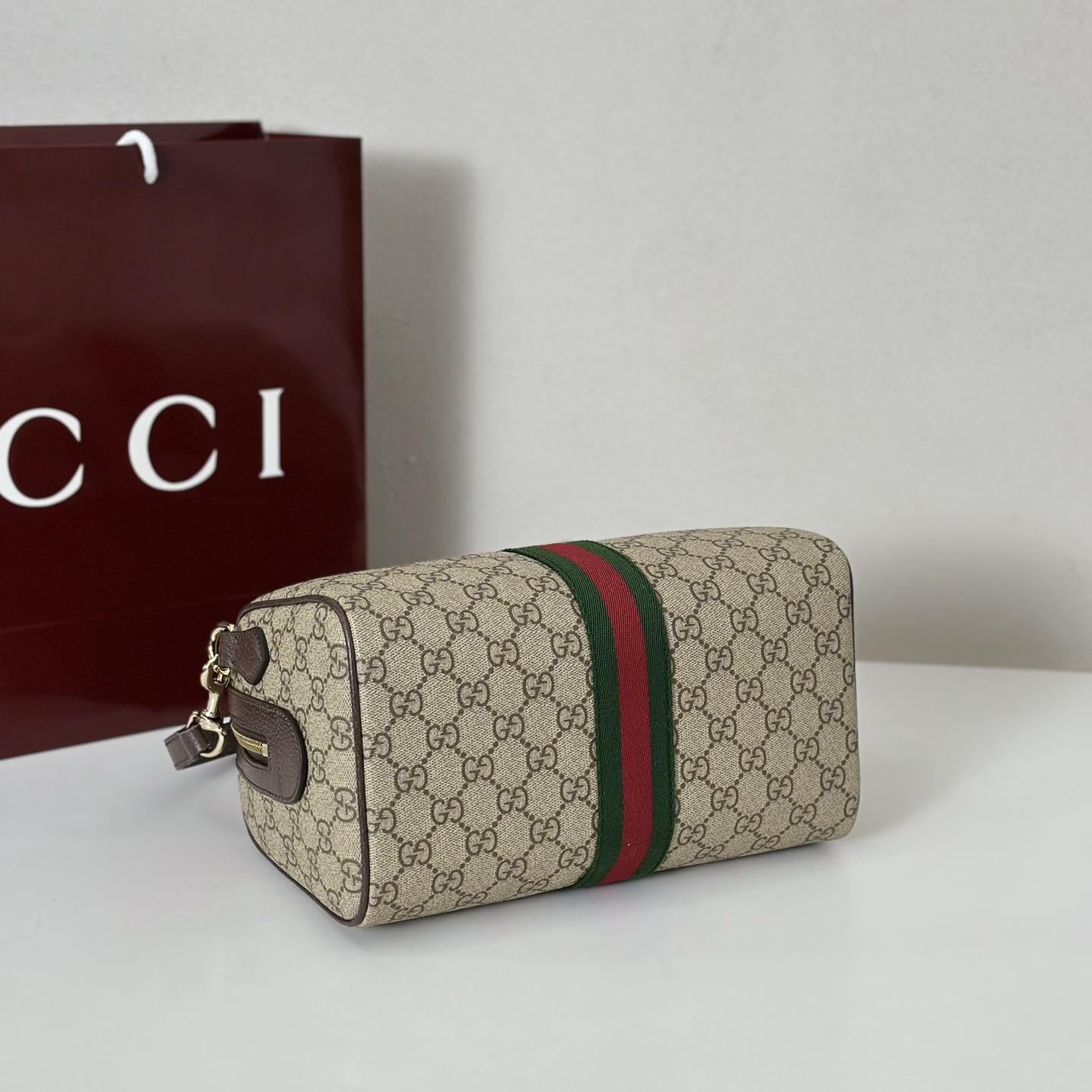 Gucci Ophidia small slingbag in Beige GG Canvas | GUCCI