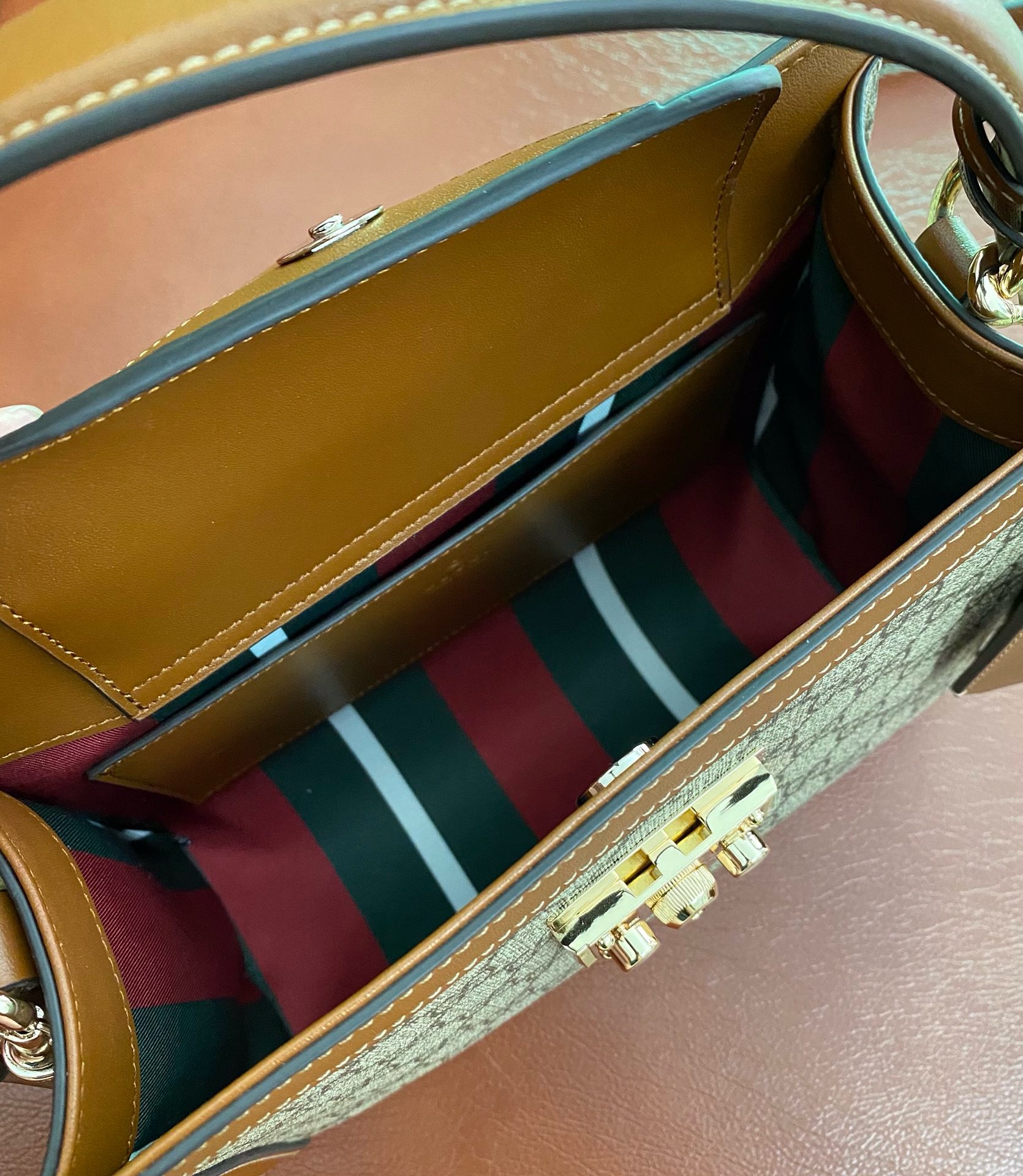 Gucci Padlock Small GG Shoulder GG Supreme