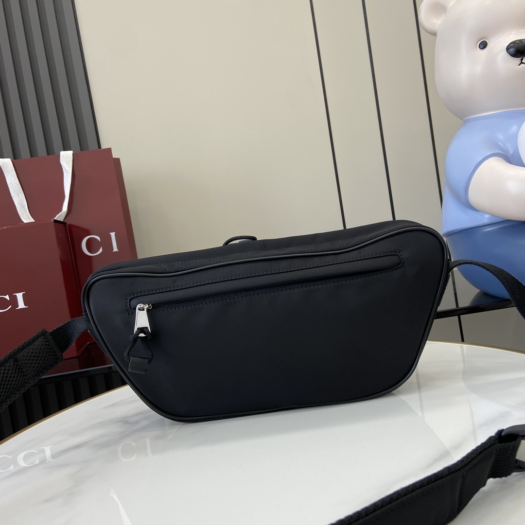 Gucci Small Belt Bag With Logo 'Black' 804262-FADR7