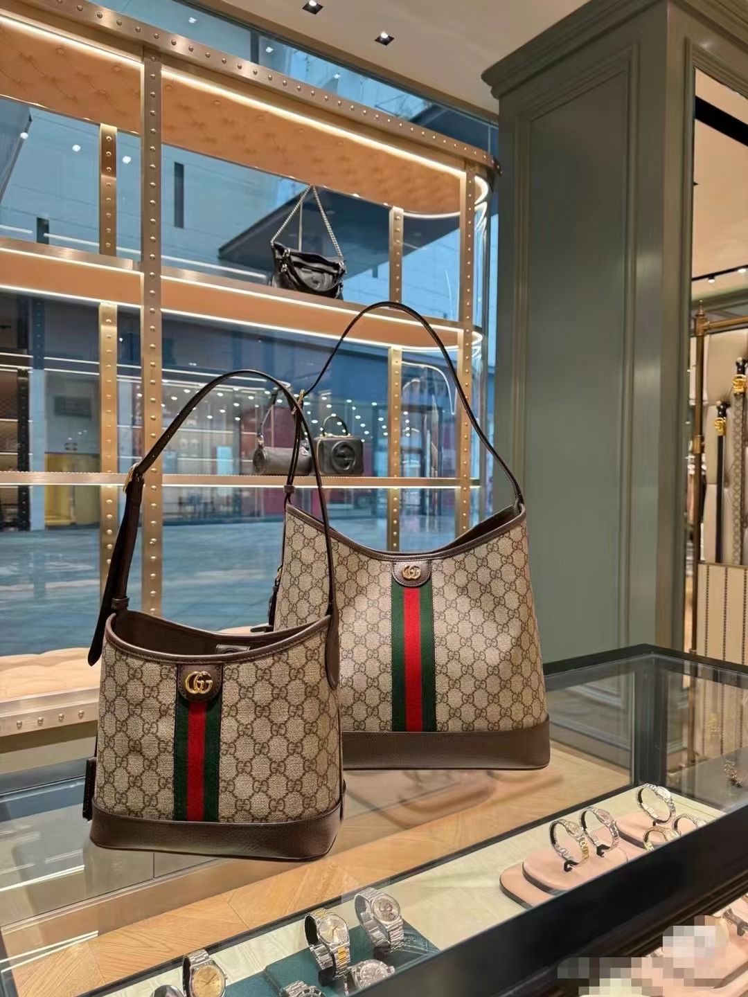 Gucci Small Ophidia Gg Canvas Shoulder Bag in Gray