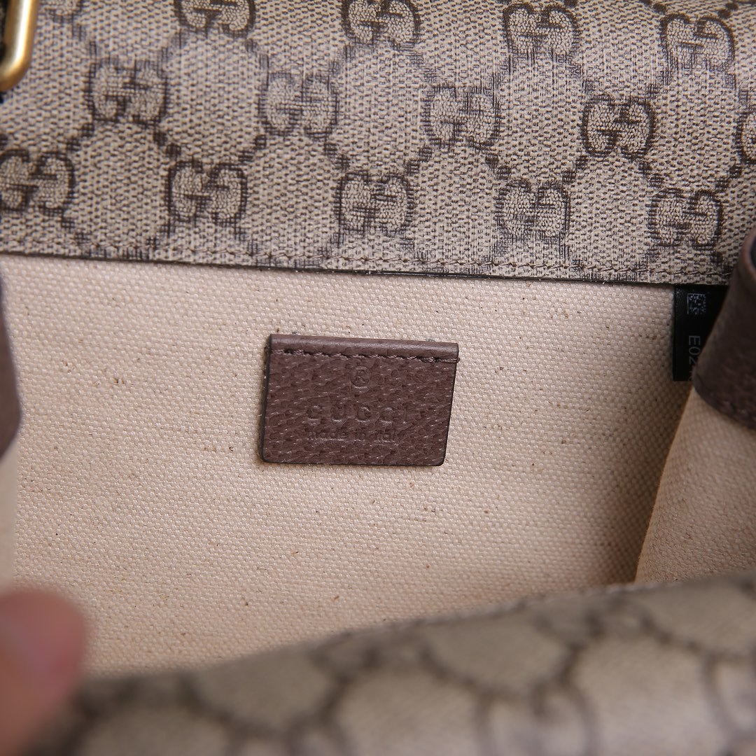 Gucci Vintage GG Supreme Belt Bag Beige Brown