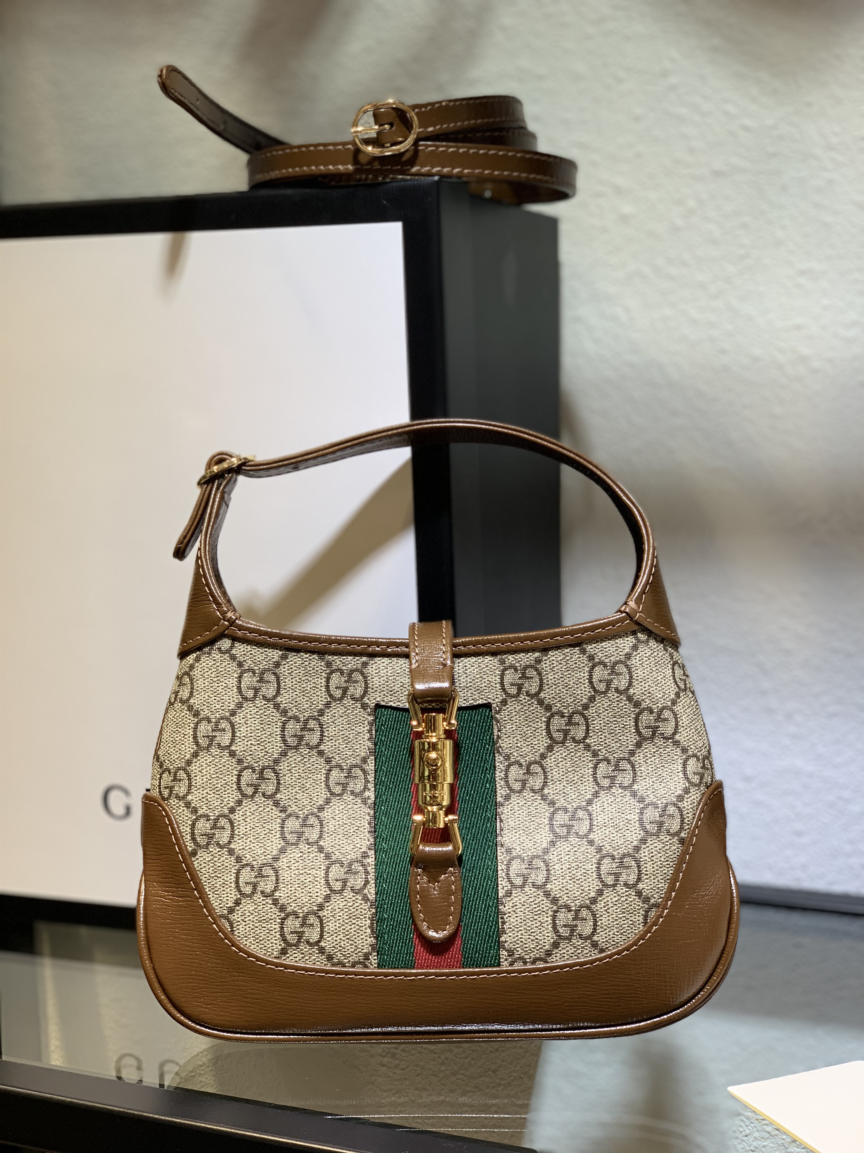 Gucci Women's' Jackie 1961 Mini Shoulder Bag in Brown