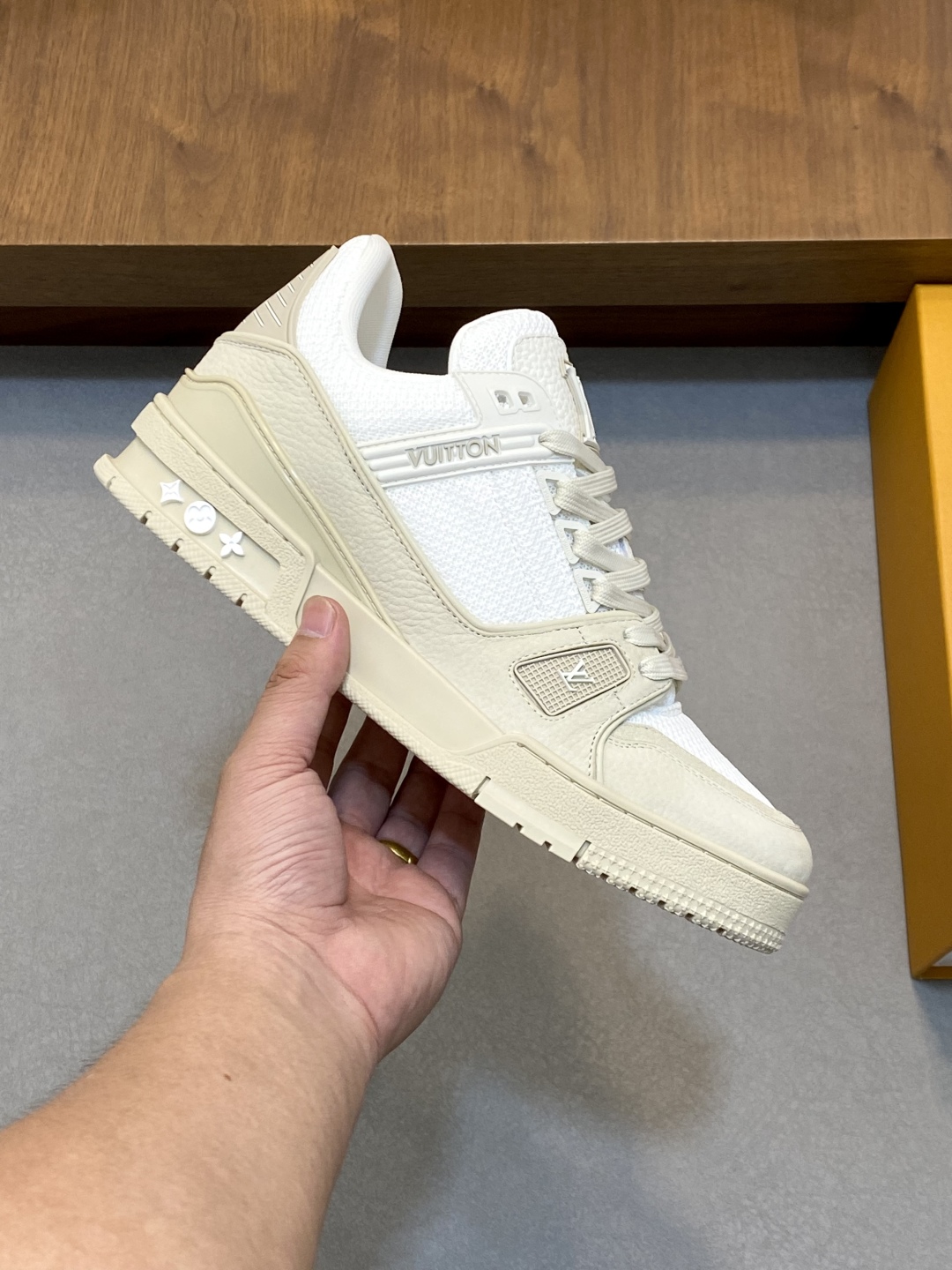 HermÃ¨s Beige White Calf Leather Sneaker