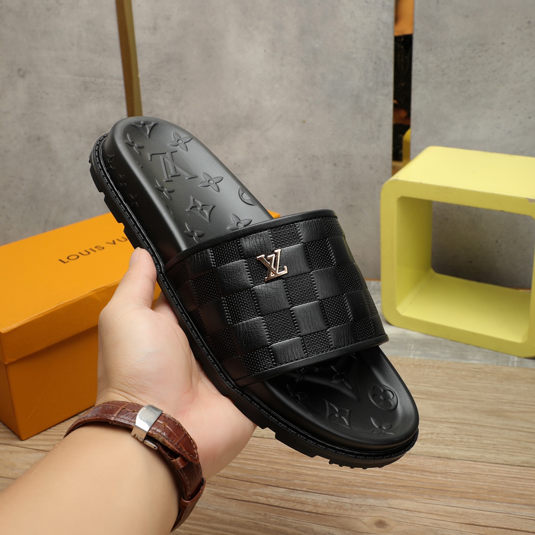 HermÃ¨s Black Calf Leather Slide Sandals