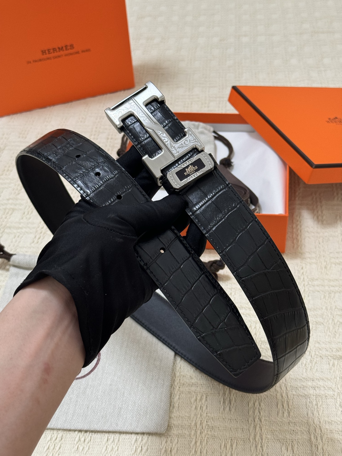 HermÃ¨s Black Epsom Calfskin Belt with Palladium H Buckle