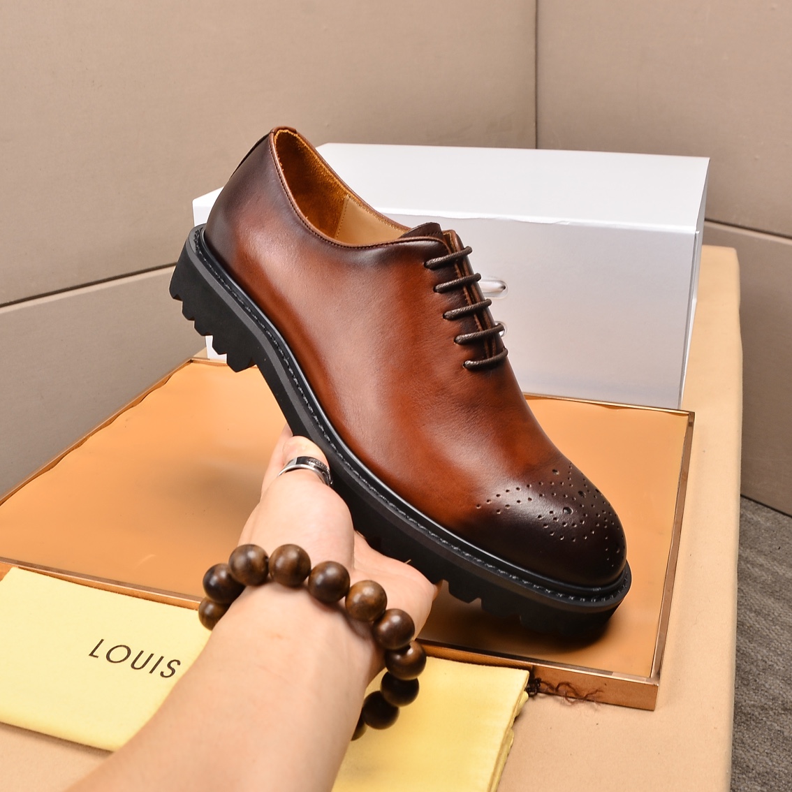 HermÃ¨s Brown Gradient Calfskin Oxford Shoes