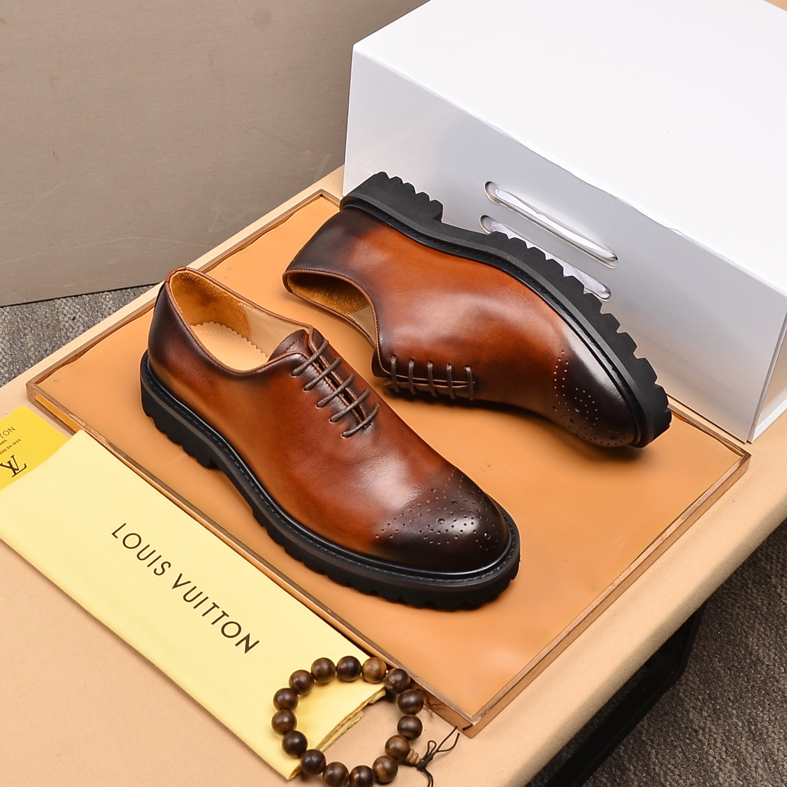 HermÃ¨s Brown Gradient Calfskin Oxford Shoes