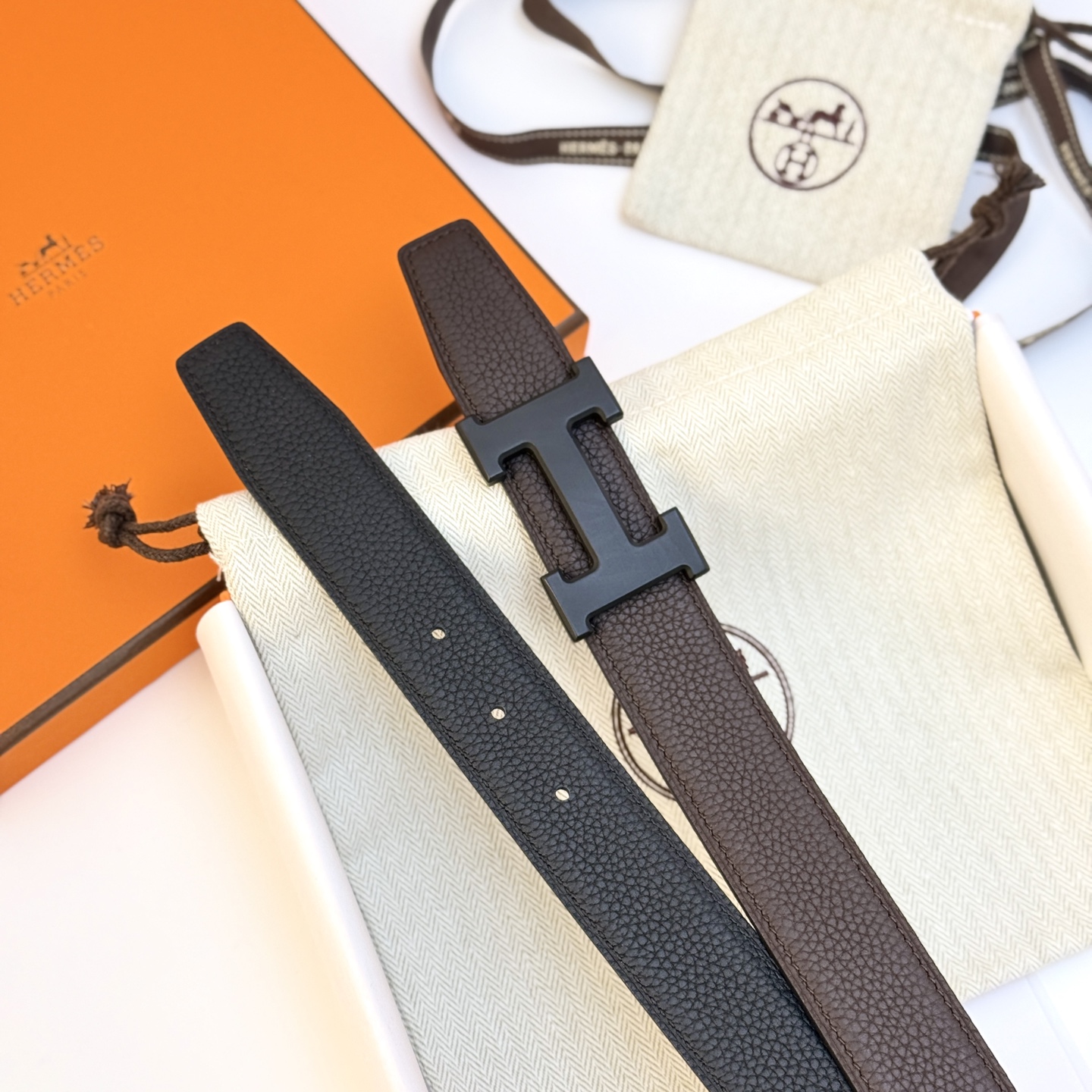 HermÃ¨s H Belt in Black Leather with Black Palladium-Plated Buckle