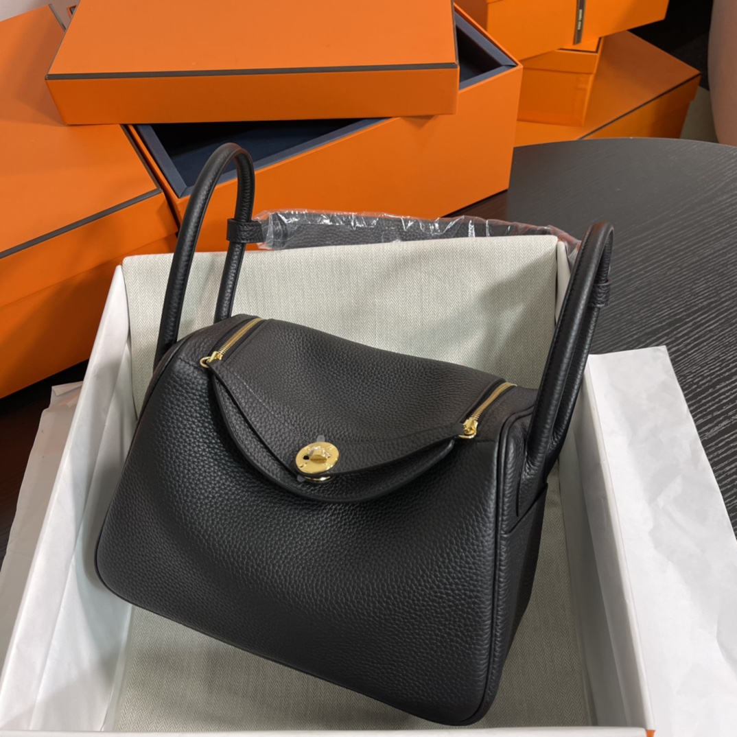 Hermes 2024 Mini Lindy Shoulder Bag | Black