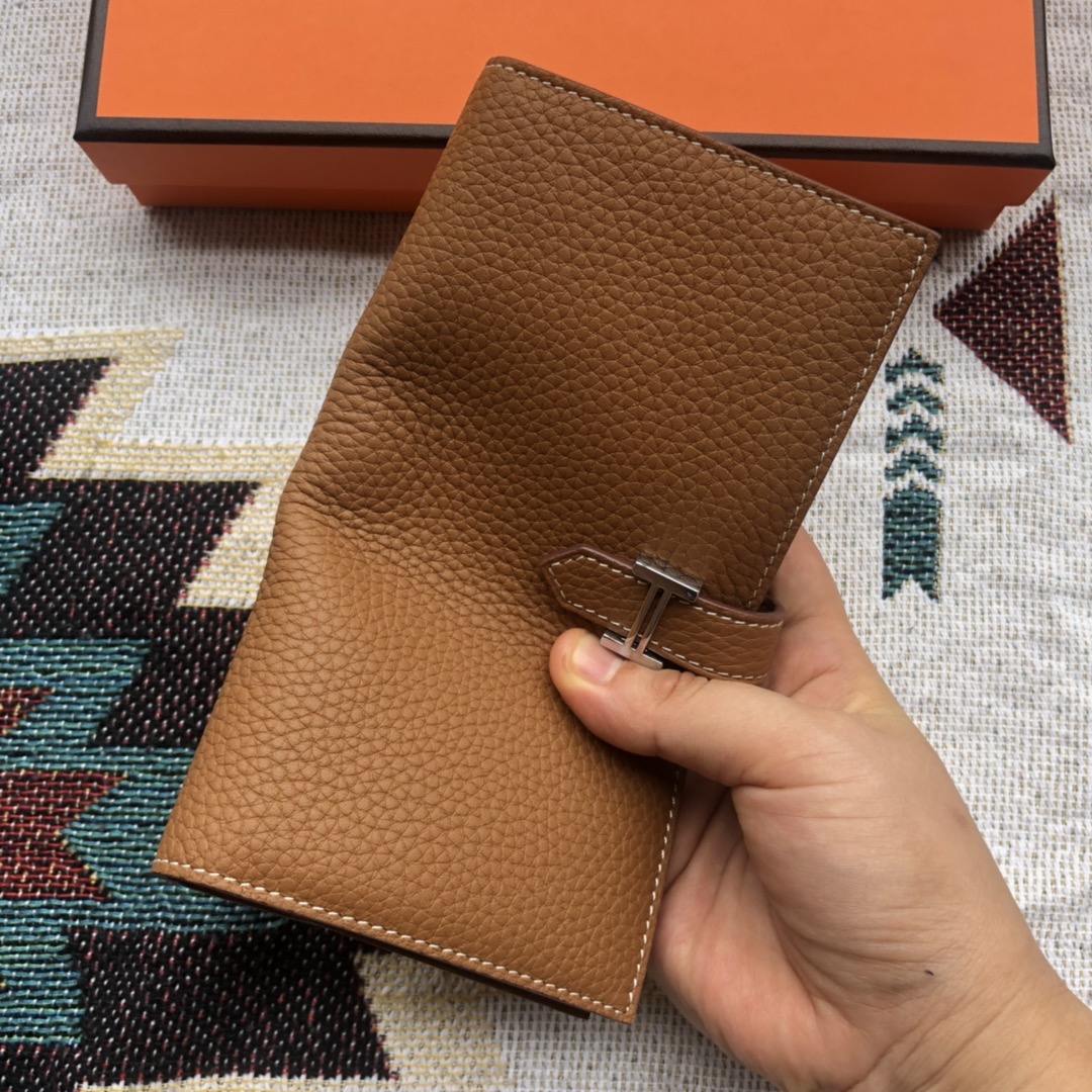 HERMES BEARN WALLET