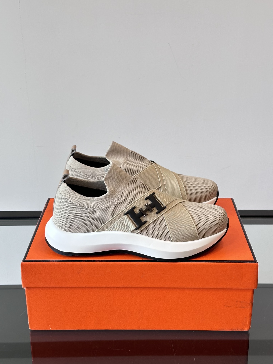 Hermès Taupe Knit Sneakers - Hermès Taupe Knit Slip-On Sneakers