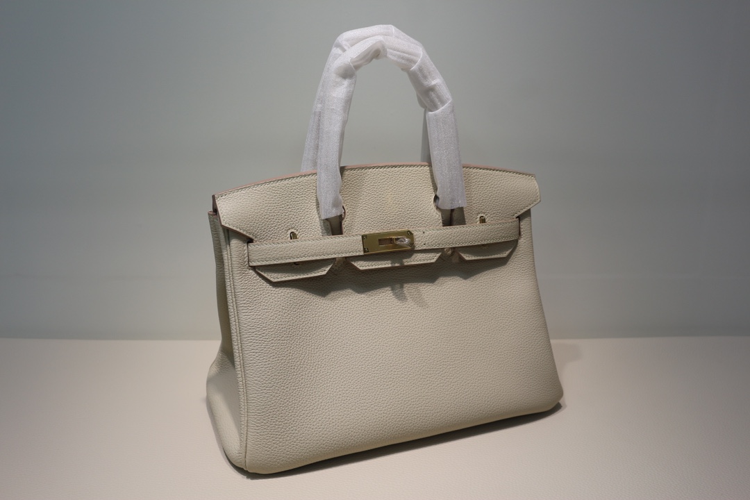 Hermes Birkin 30 Taurillon Clemence Nata Gold Buckle