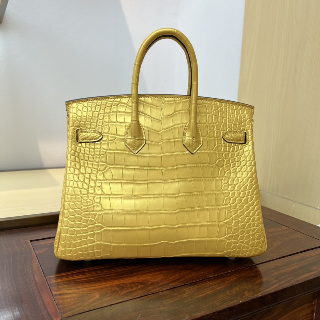 Hermes Birkin crocodile leather handbag yellow size 30