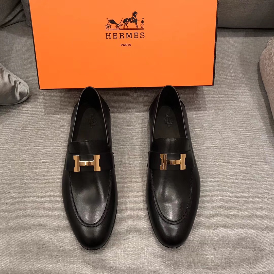 gold Hermès Noir Leather Loafers - Hermès Noir Leather Loafers - Gold