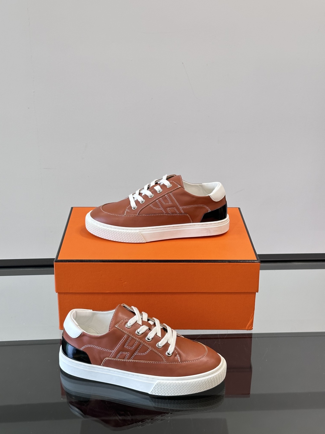 Hermes  Calfskin Deep Sneakers  Naturel