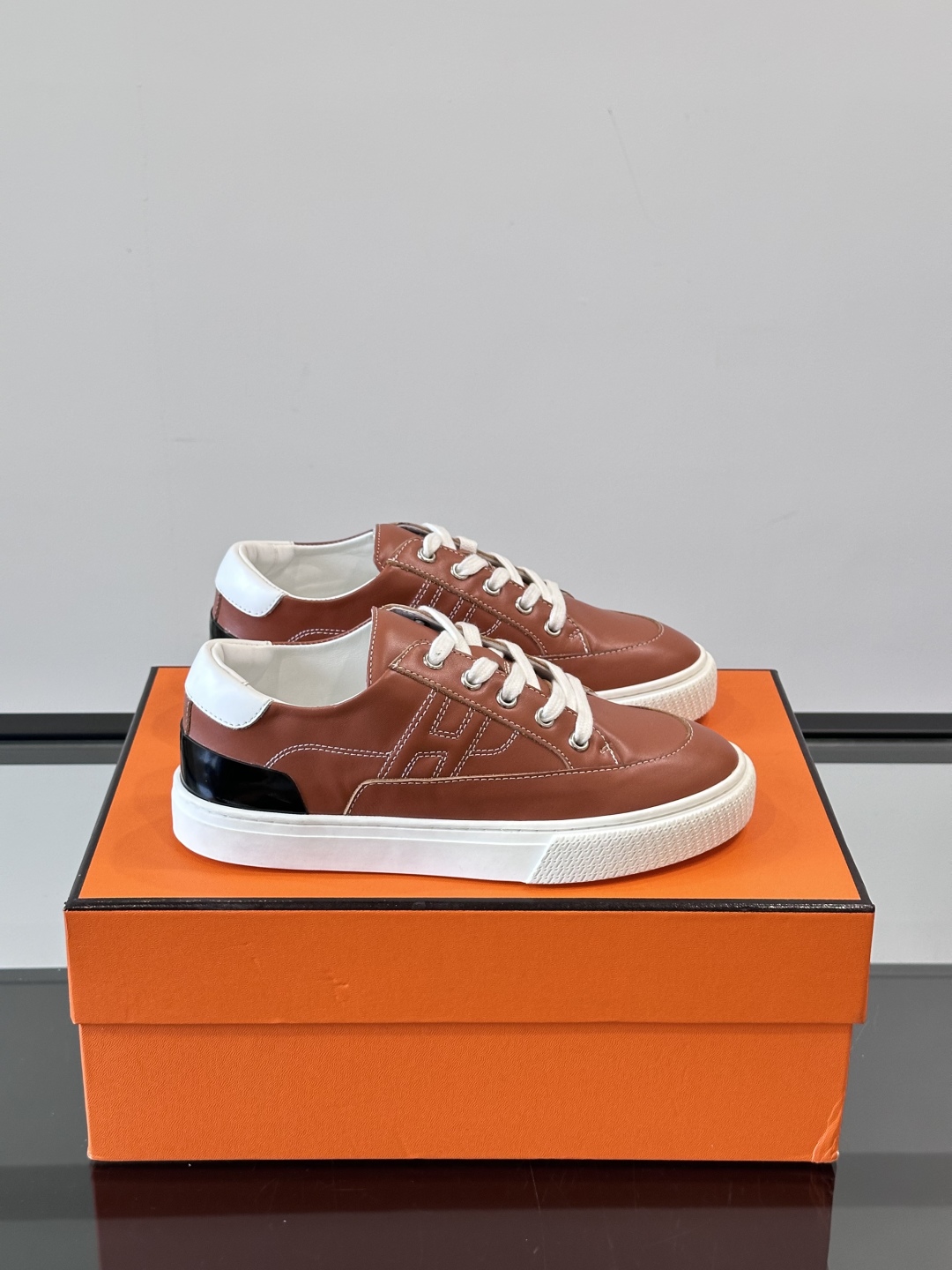 Hermes  Calfskin Deep Sneakers  Naturel
