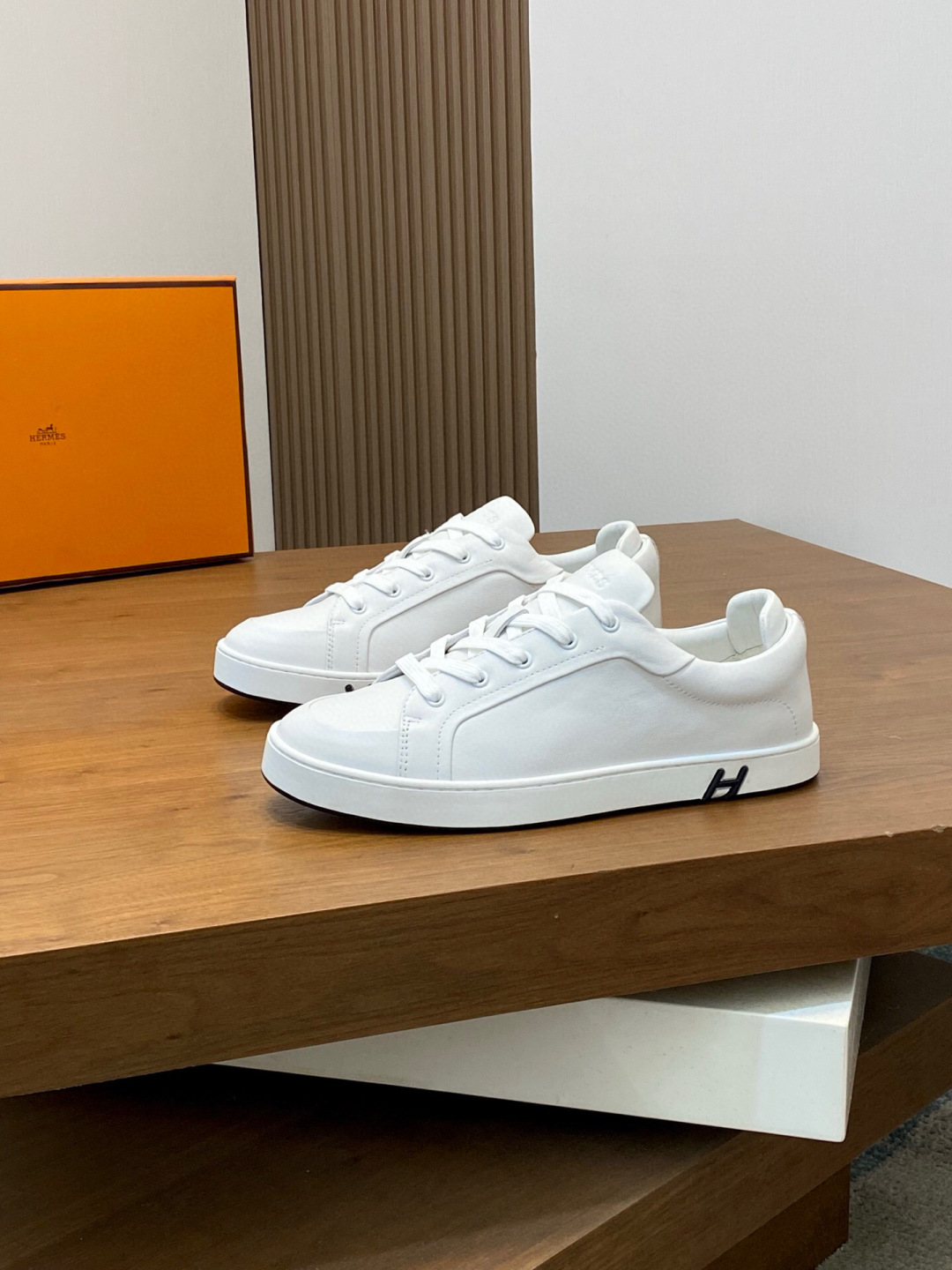 Hermes  Calfskin Suede Goatskin Mens Kid Sneakers White