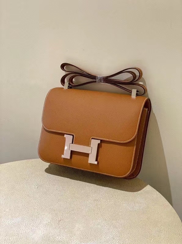 Hermes Constance 18 Butler Sable Naturel