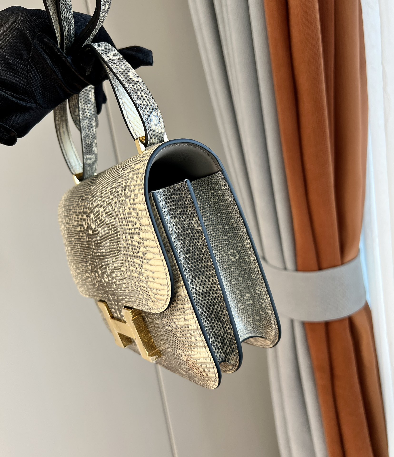 HERMES Constance 18 Mini Lizard Ombre Gold Buckle Lizard Gold Buckle