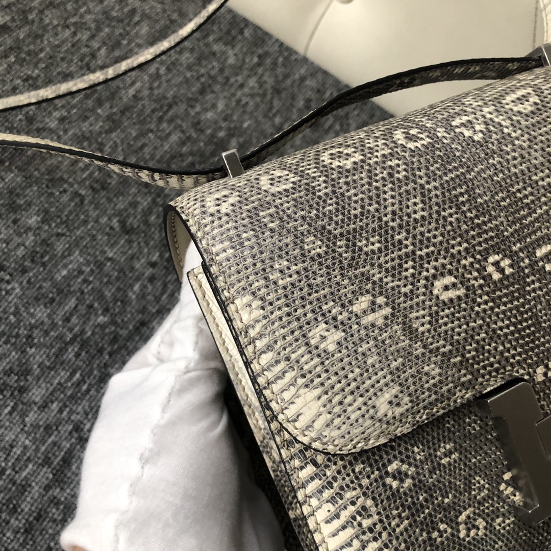 Hermes Constance 18 Salvator Lizard Desert Ombres Silver Buckle white lizard skin buckle